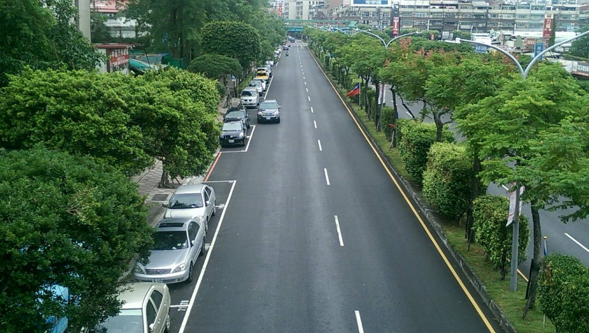 三重重陽路全面刨鋪1