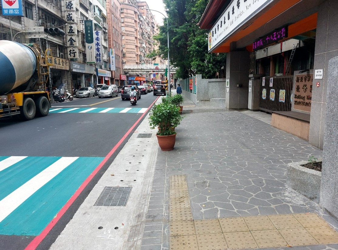 福德一路北峰國小校門口_改善後