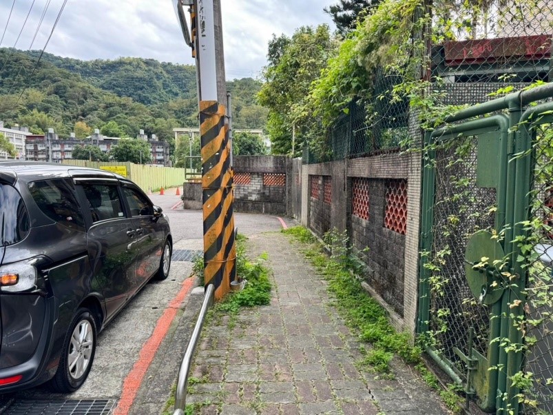 新店區青潭國小旁周邊北宜路二段82巷-2-改善前