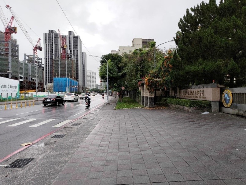 新店區中央路(新店高中前)大門前_改善前