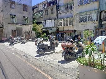 三重區仁忠街89號旁