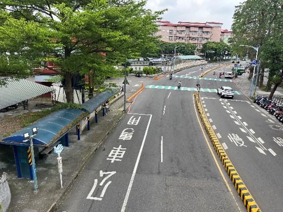 板橋區大觀路一段(華僑高中)人行環境改善工程改善前