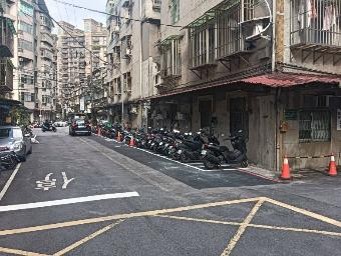 板橋區民生路二段226巷8弄1號