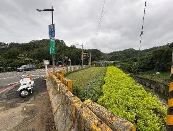 深澳坑路與逢甲路口
